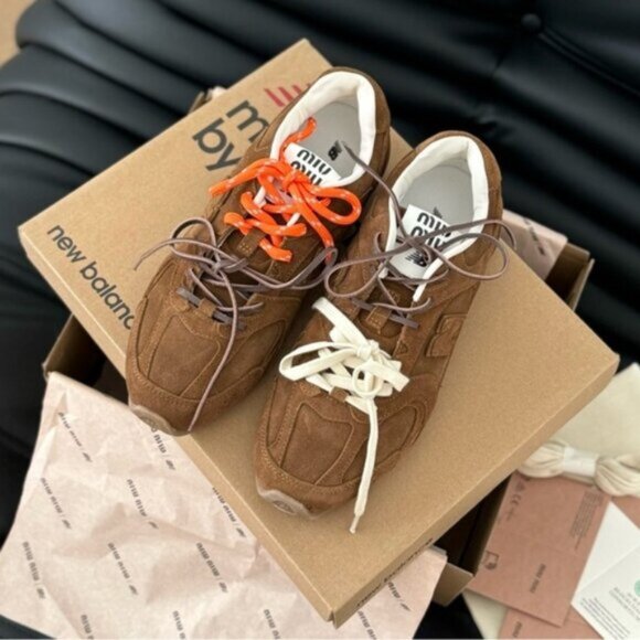 NWB Miu Miu x New Balance 530 SL Sneakers - Picture 1 of 8
